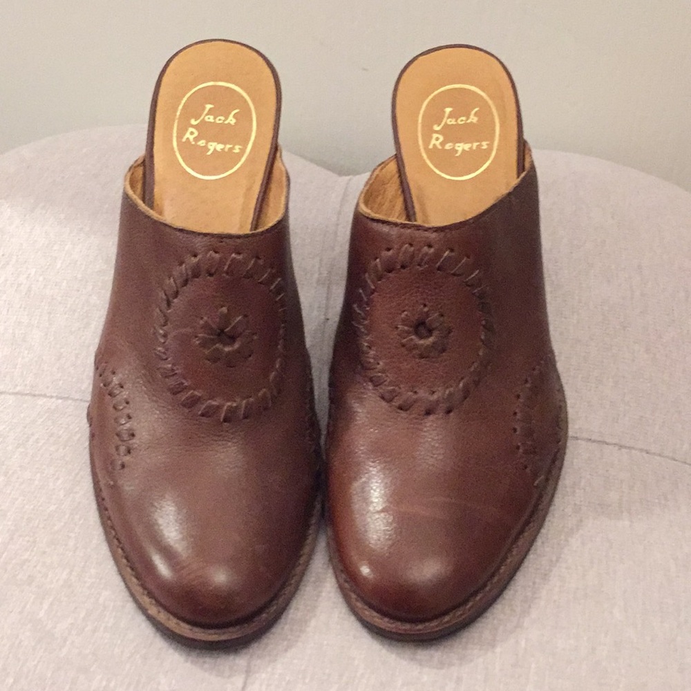 Jack Rogers brown leather mules / clogs